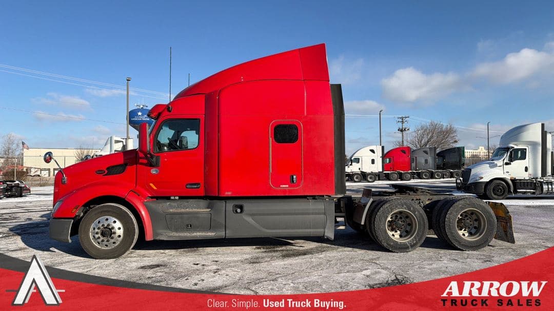 2020 Peterbilt 579 image 4