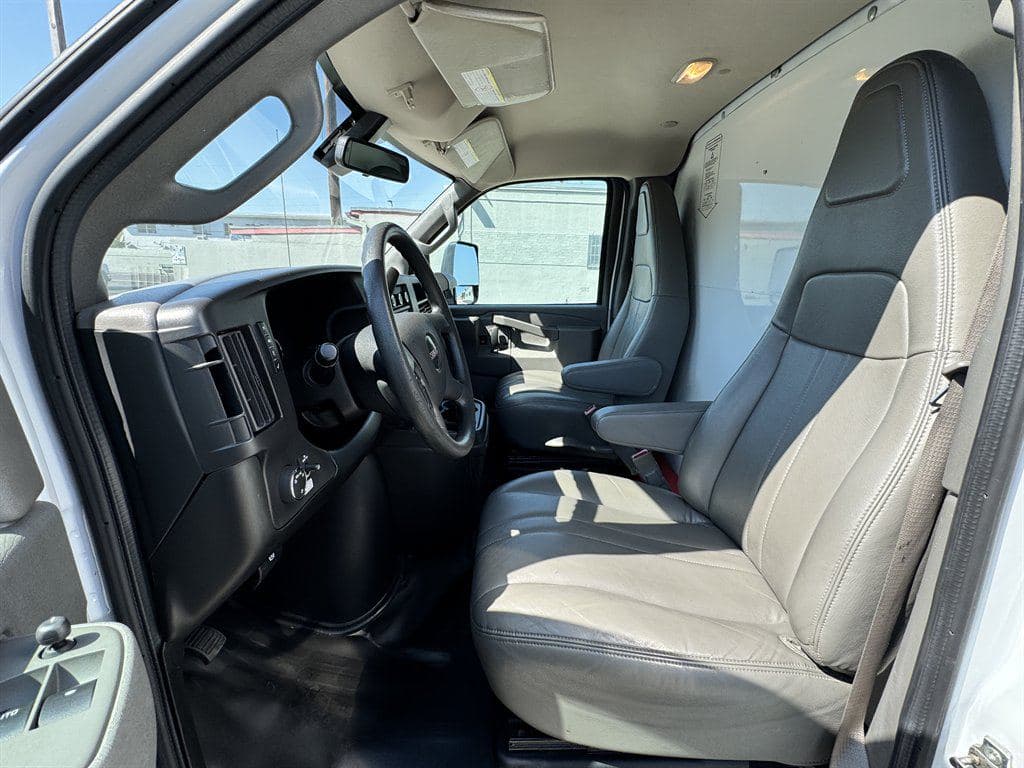 2021 GMC Commercial Vans image 53