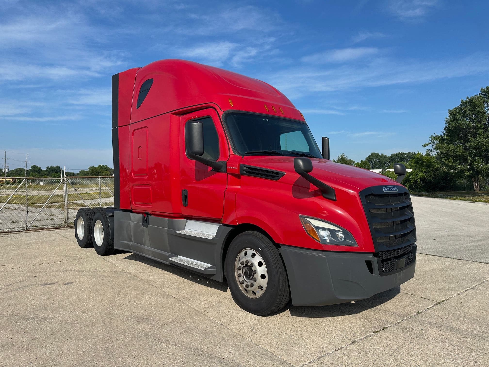 2020 Freightliner Cascadia image 3
