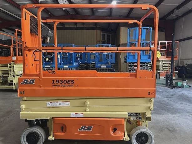 2016 JLG 1930ES image 5