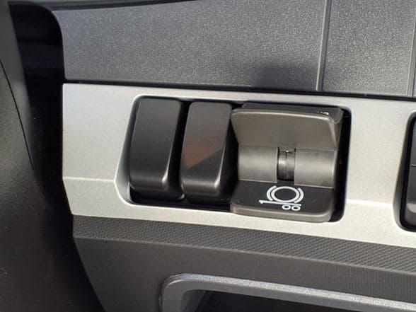 2025 Kenworth T880 image 28