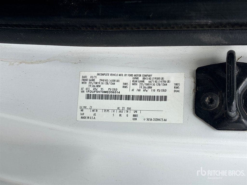 2021 Ford F550sd image 30