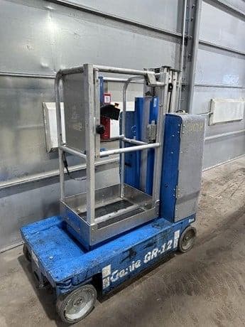 2015 GENIE GR12 image 4