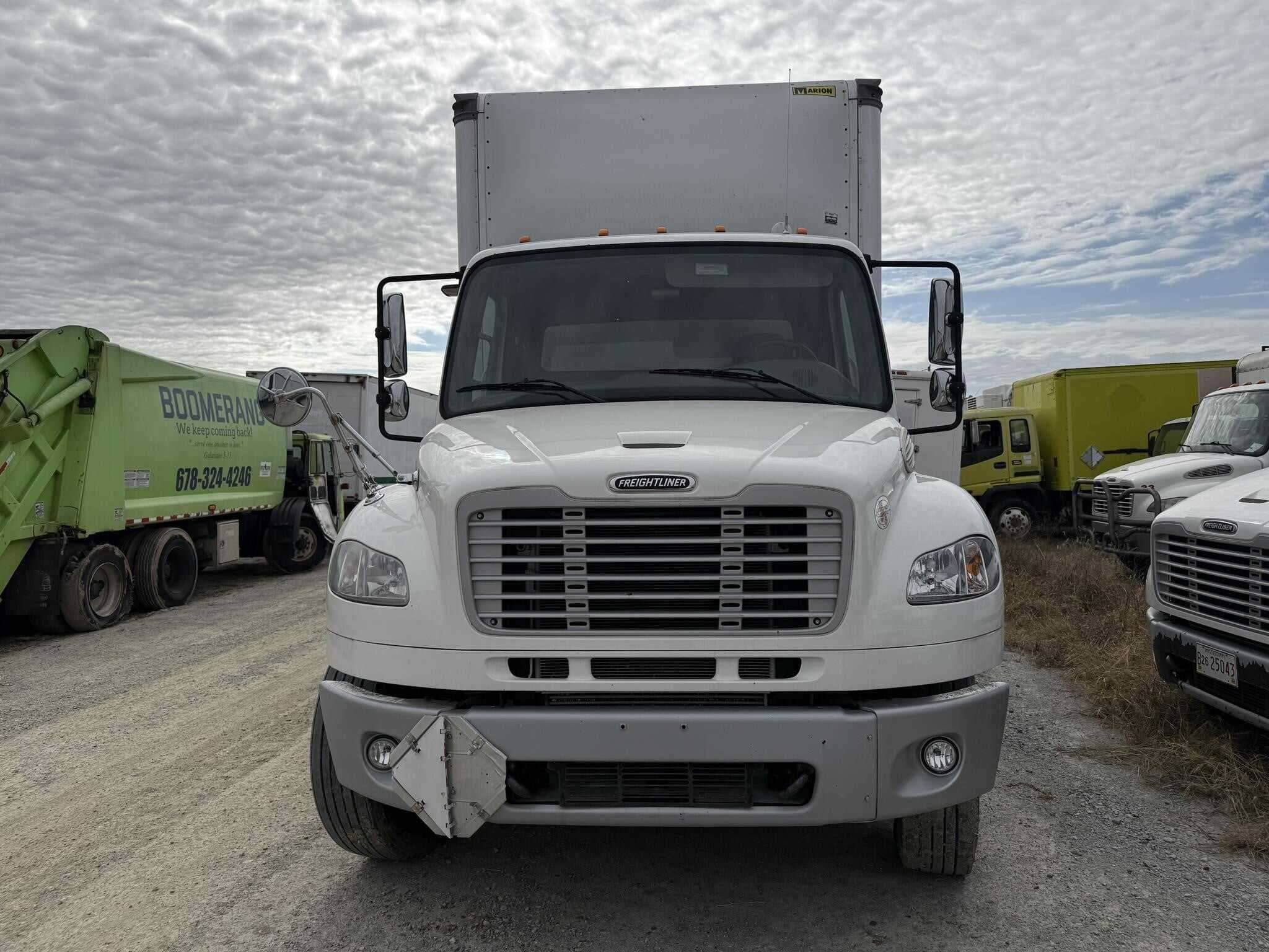 2021 Freightliner M2 image 13