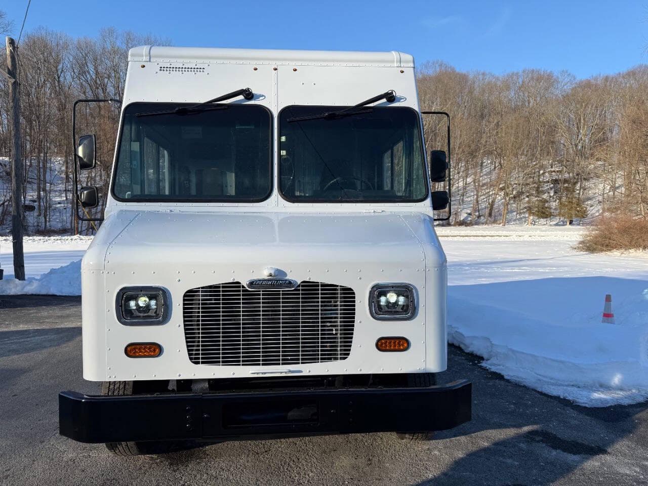 2021 Freightliner MT45 image 6