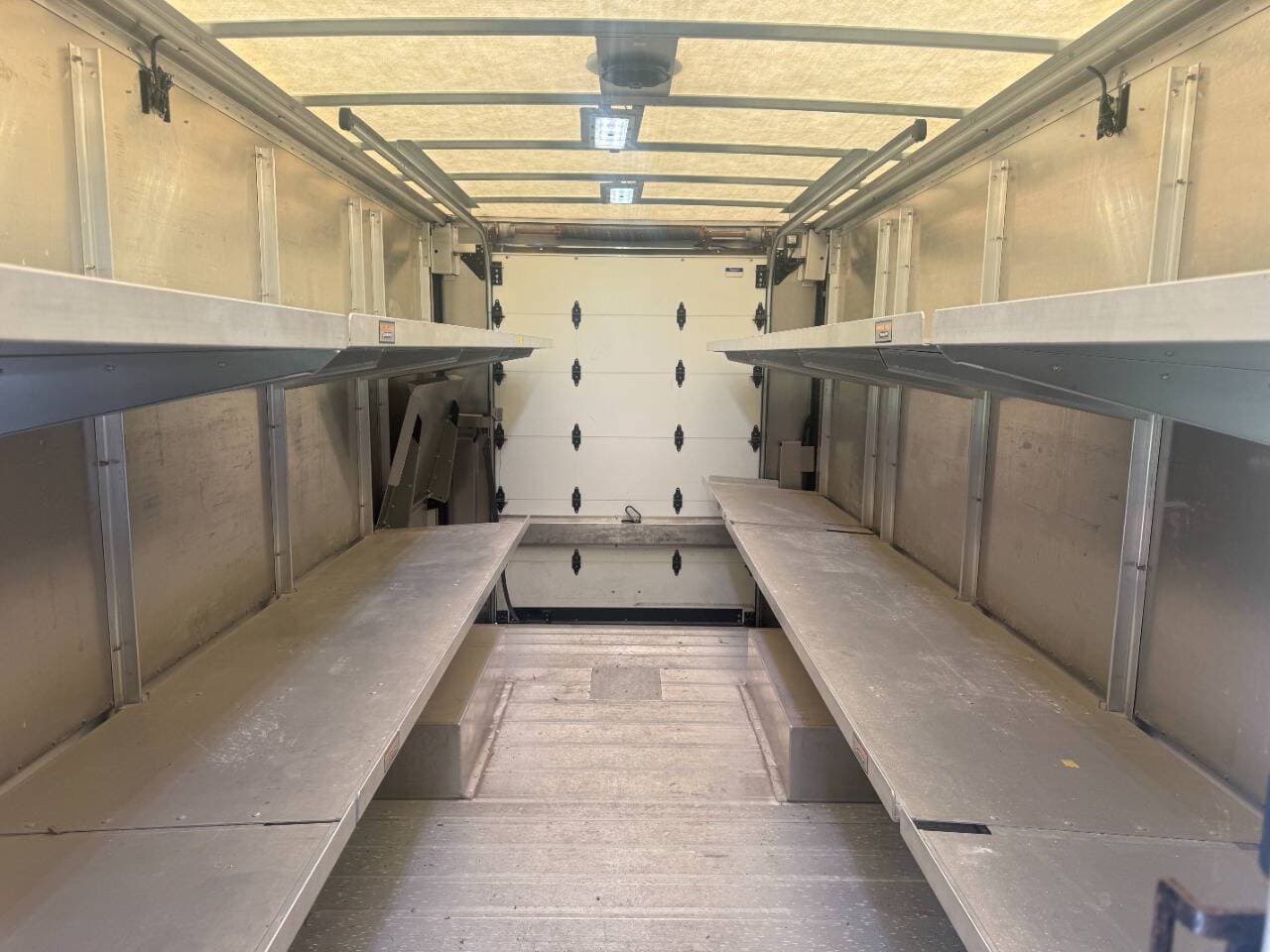 2020 Ford Stripped Chassis image 12
