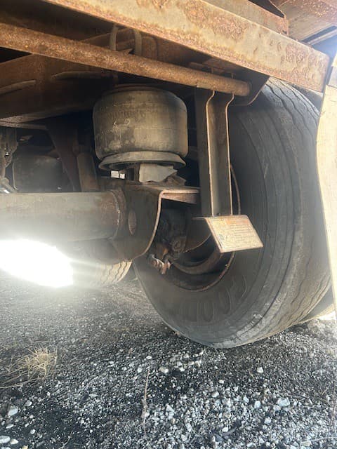 2012 Utility 4000D-X image 7