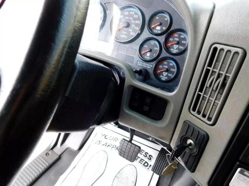 2018 International 4300 image 17