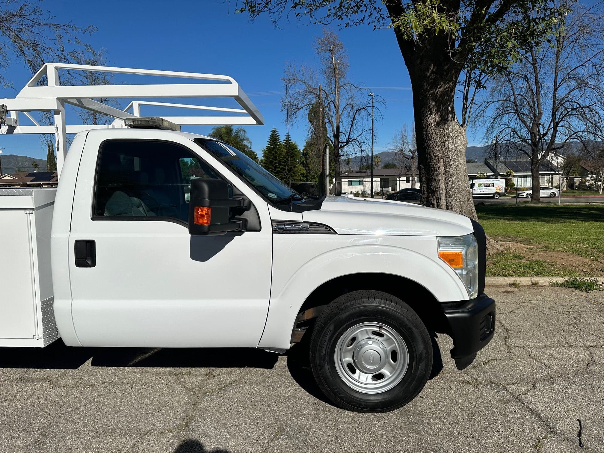 2011 FORD F250 SD Service Body with Liftgate 13497 image 10