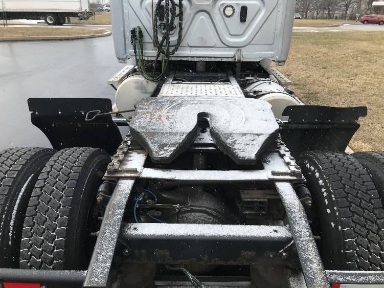 Used 2018 Freightliner Conventional - Day Cab, Tractor - CASCADIA 125  image 12