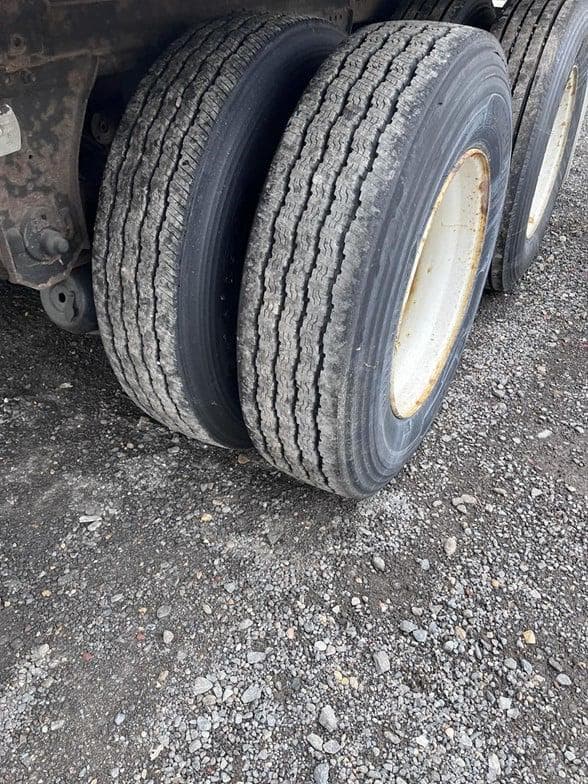 2017 Utility 4000D-X image 7