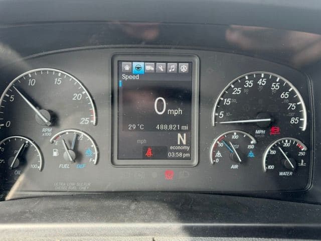 2023 Freightliner Cascadia 126 image 6