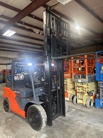 2014 TOYOTA 8FG35U image 14