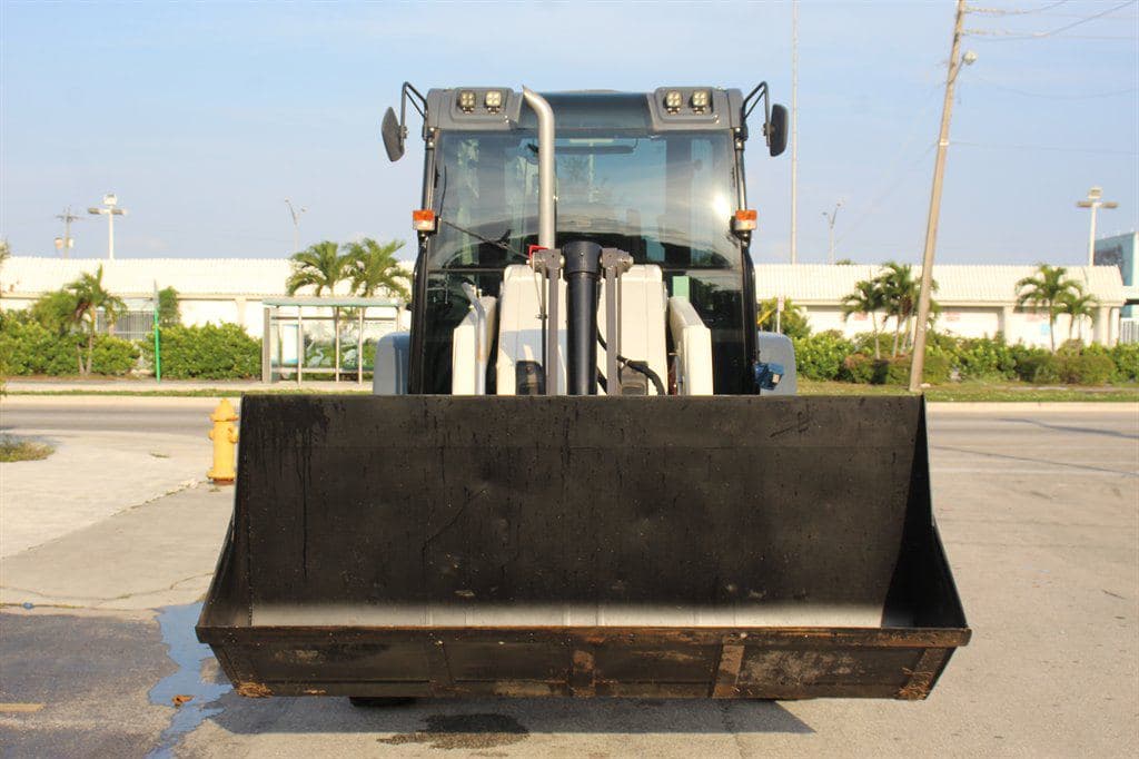 2016 Terex TLN830 image 2