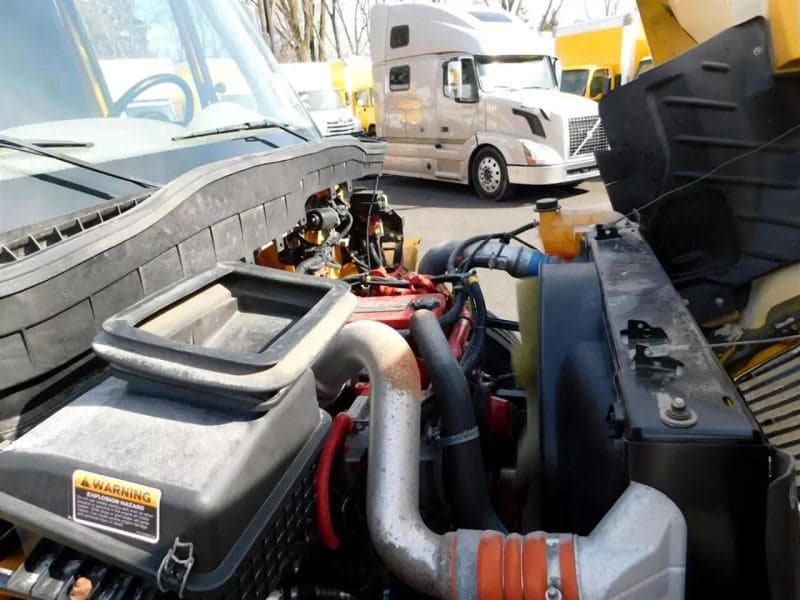 2019 International 4300 image 36