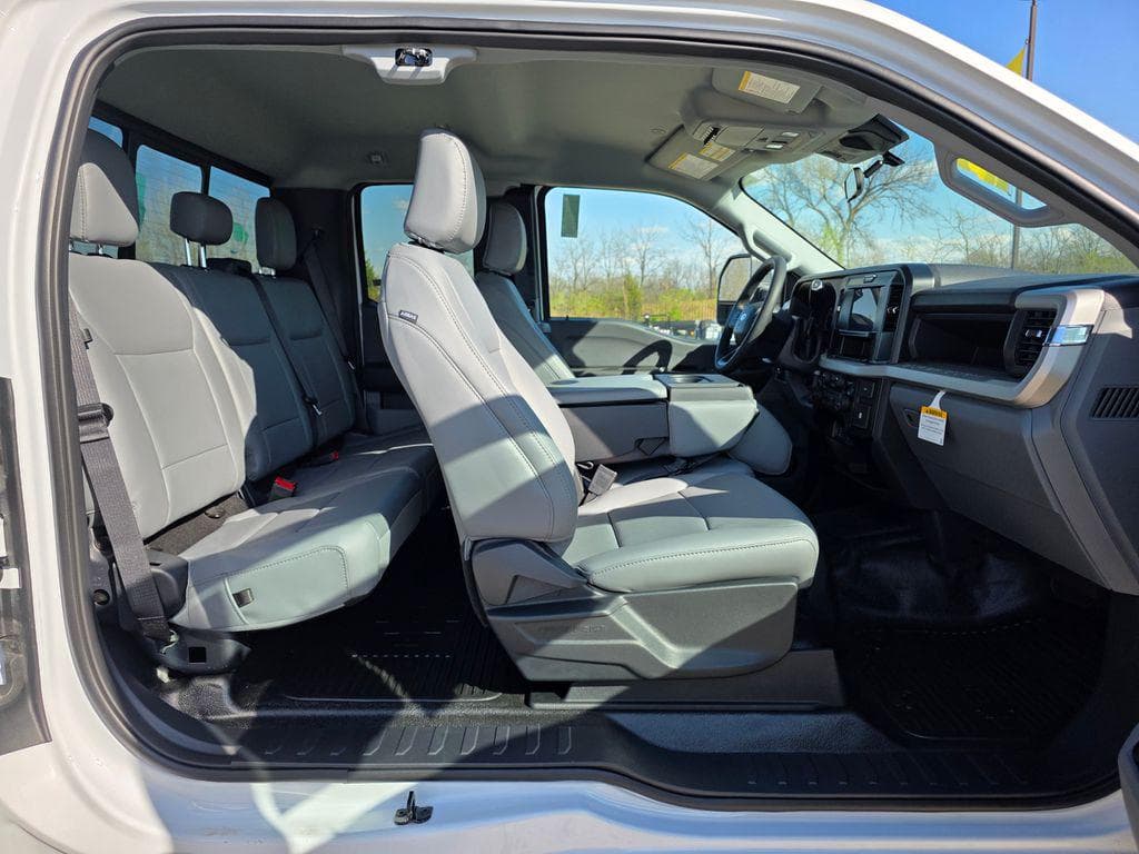 2026 Ford F-350SD XL Service Utility Body image 35