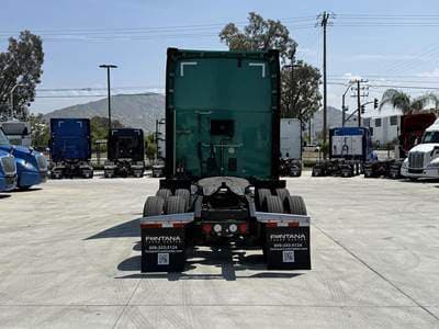 2021 Kenworth T680 image 5