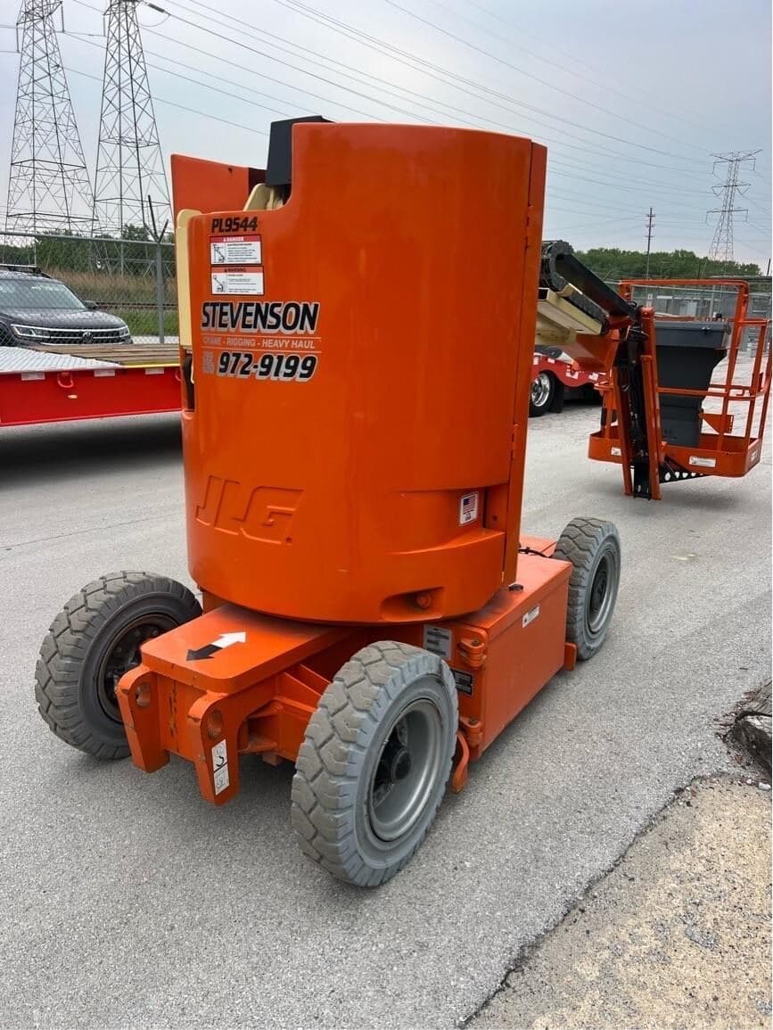 2015 JLG E300AJP PL9544 image 6