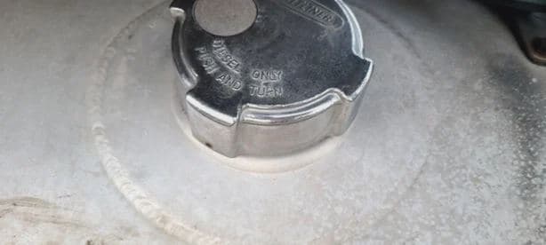 2001 FREIGHTLINER FL112 image 18