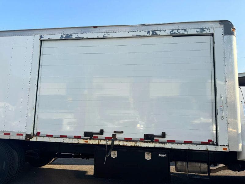 2019 Ford F-750 image 10