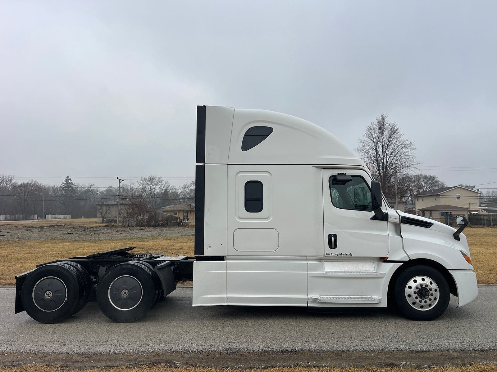 2020 Freightliner Cascadia 126 image 4