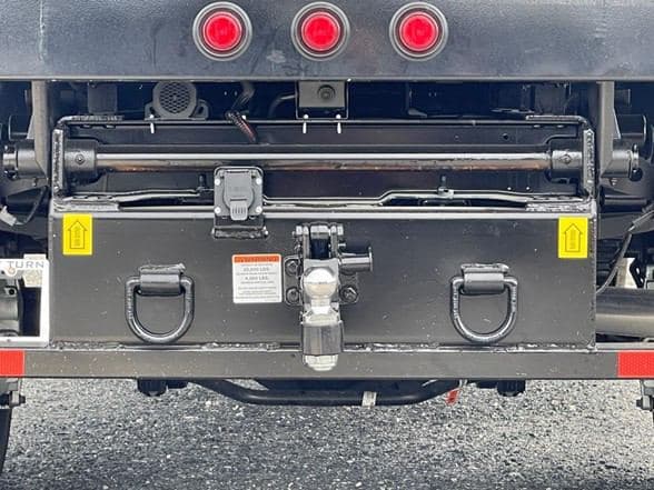 2024 Ford F550 image 15