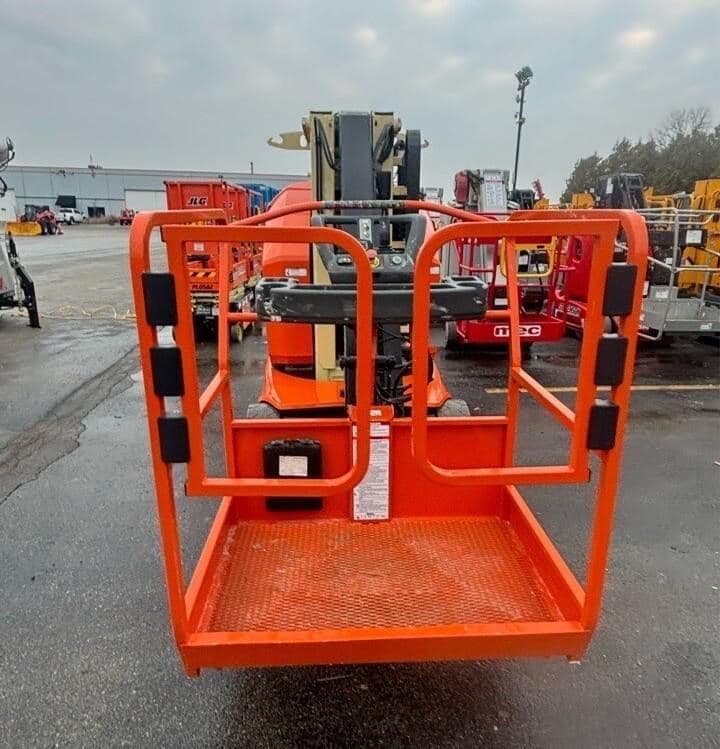 2015 JLG TOUCAN 32E image 3