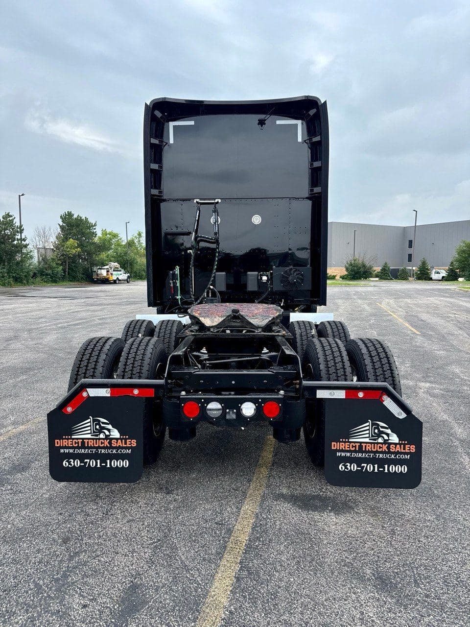 2023 Kenworth T680 image 5