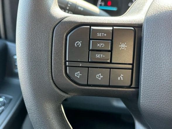 2024 Ford F550 image 21