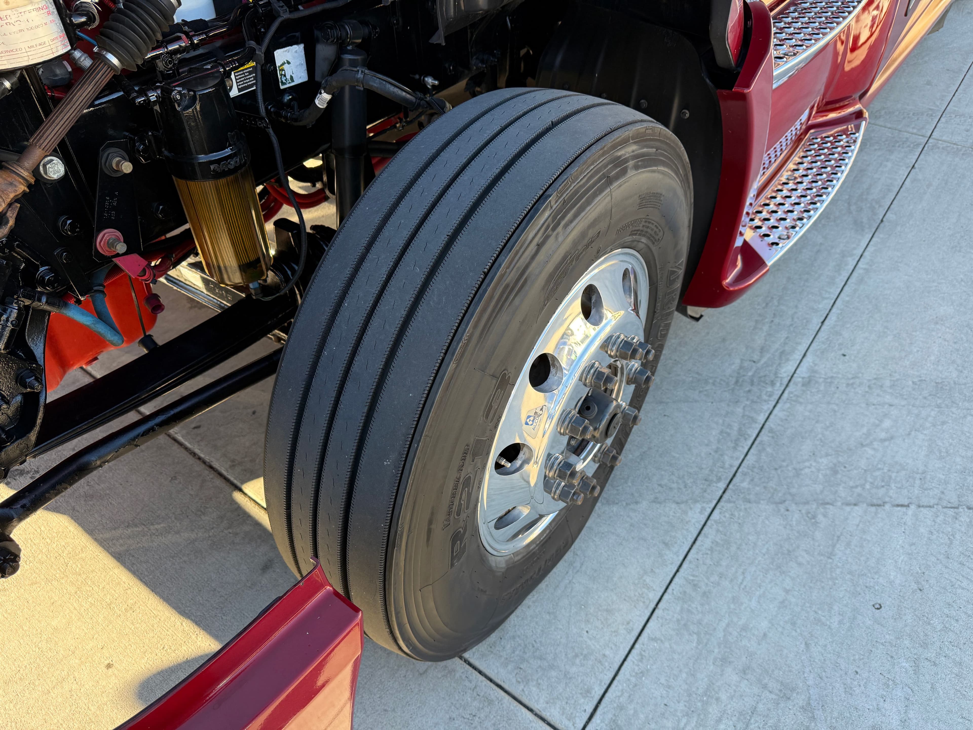 2019 Kenworth T680 image 9