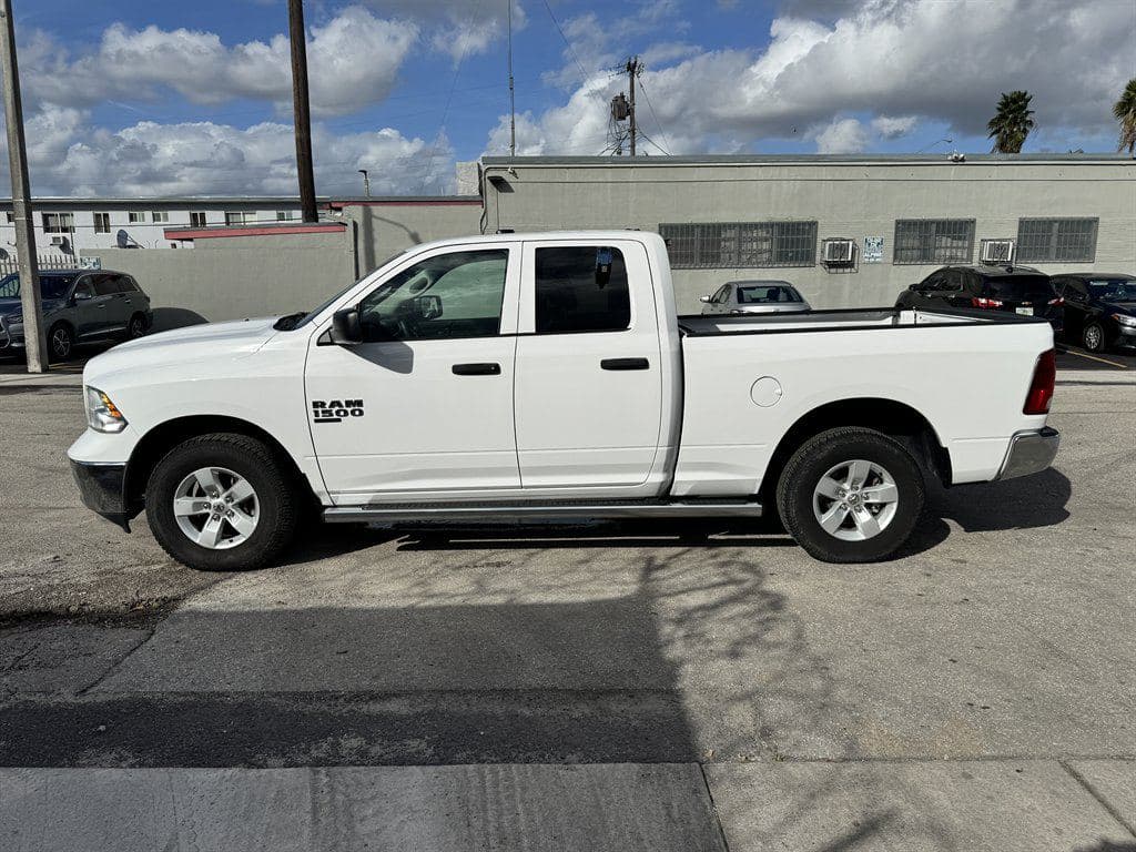 2020 Ram 1500 DS image 6