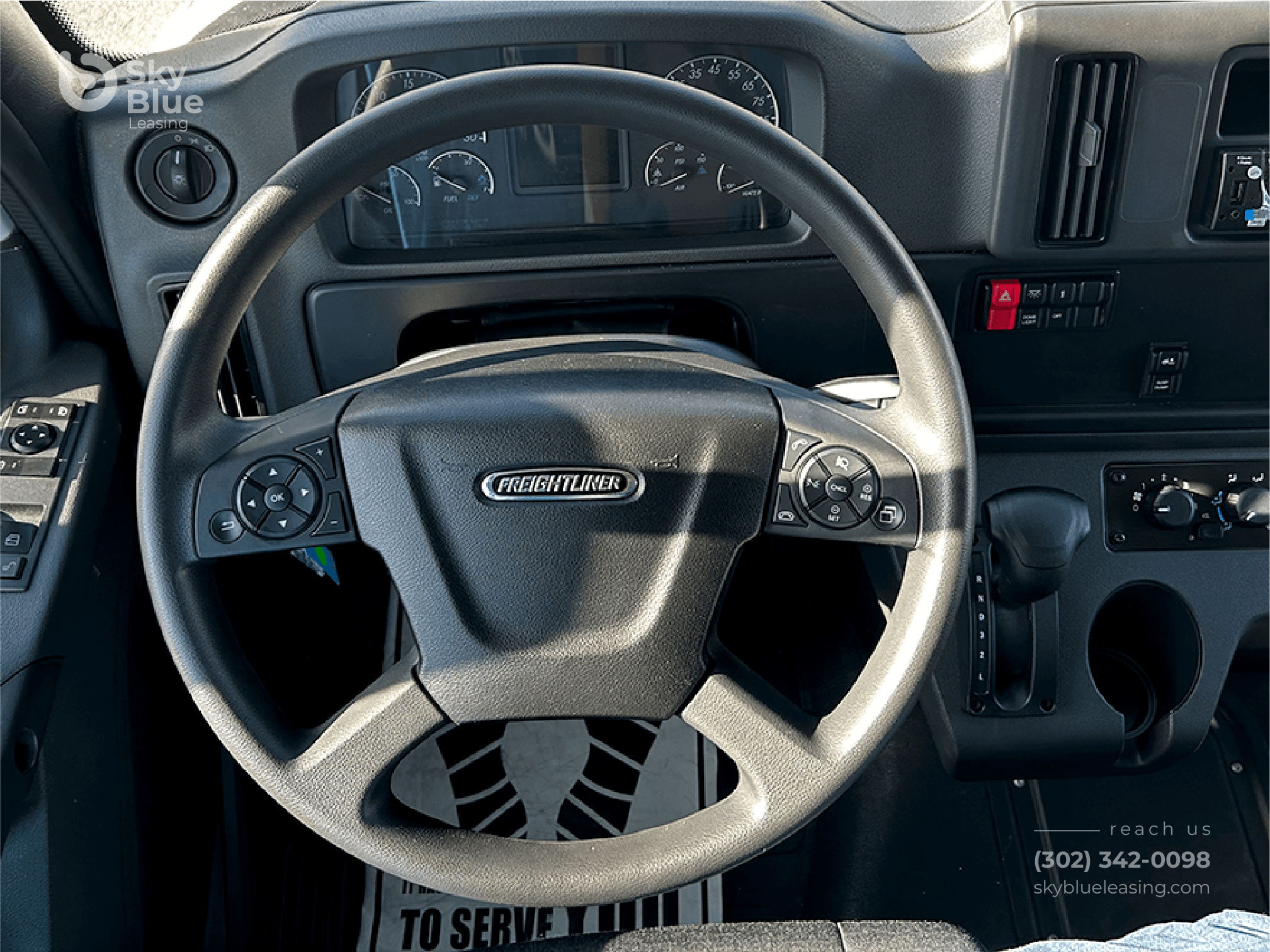 2025 Freightliner M2 image 11