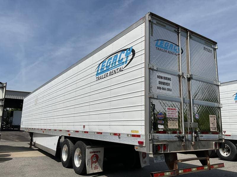 2012 Utility 3000R image 2