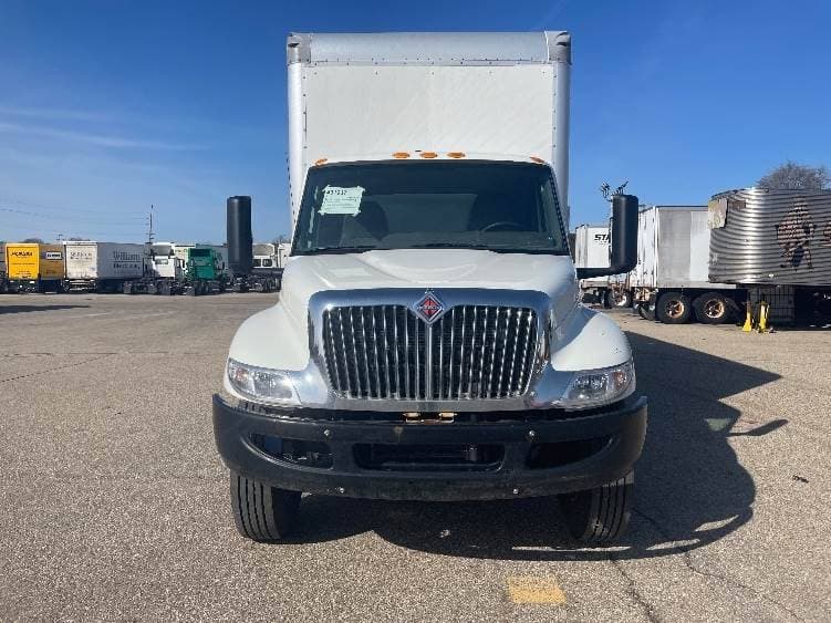 2022 International MV607 Box Truck - 240HP, 6 Speed Automatic, Roll up Door image 2