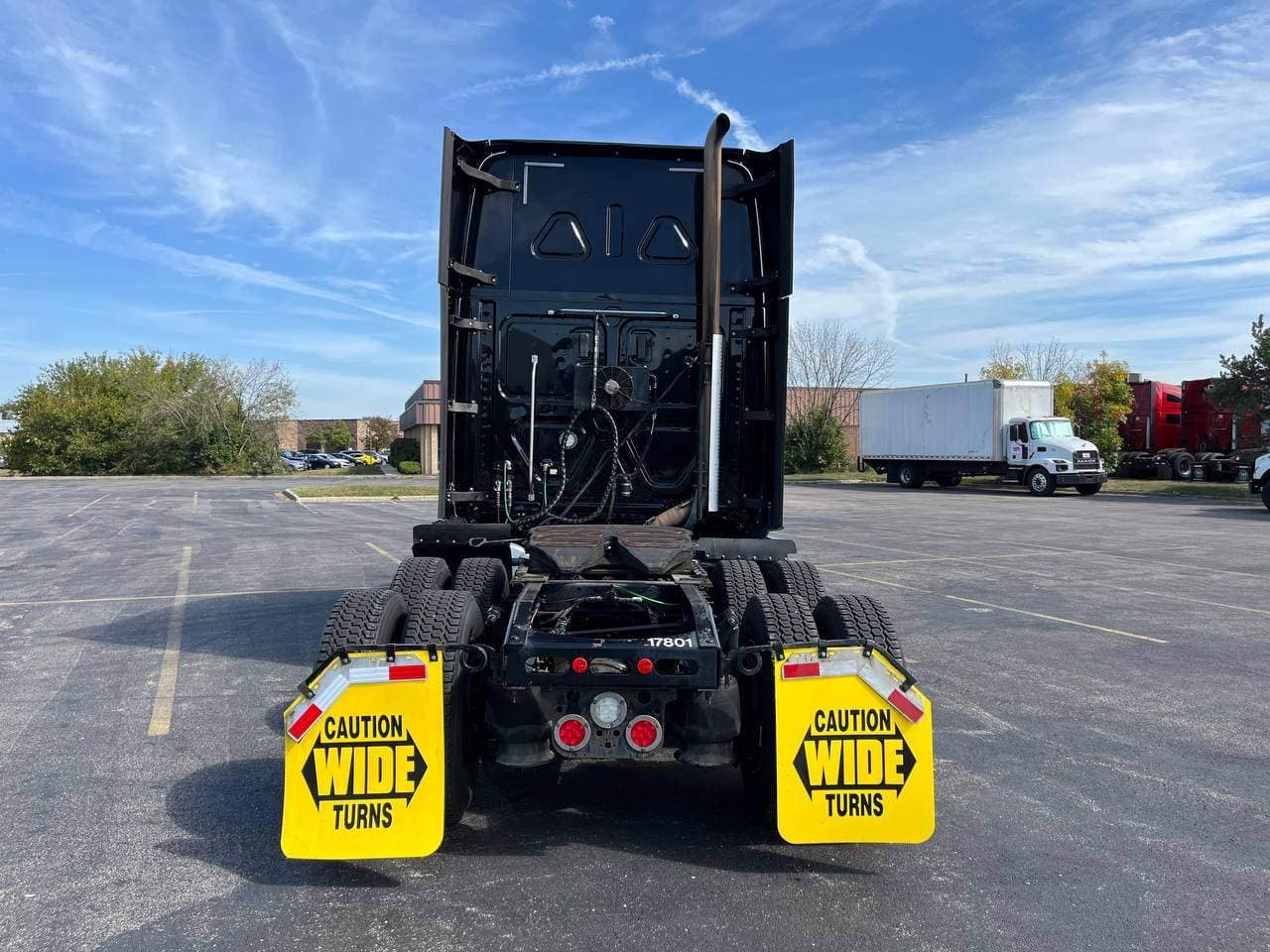 2020 Freightliner Cascadia 126 image 5