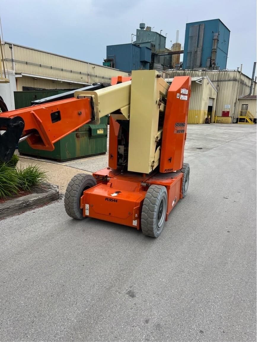 2015 JLG E300AJP PL9544 image 3