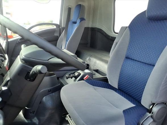 2025 Isuzu FTR image 11