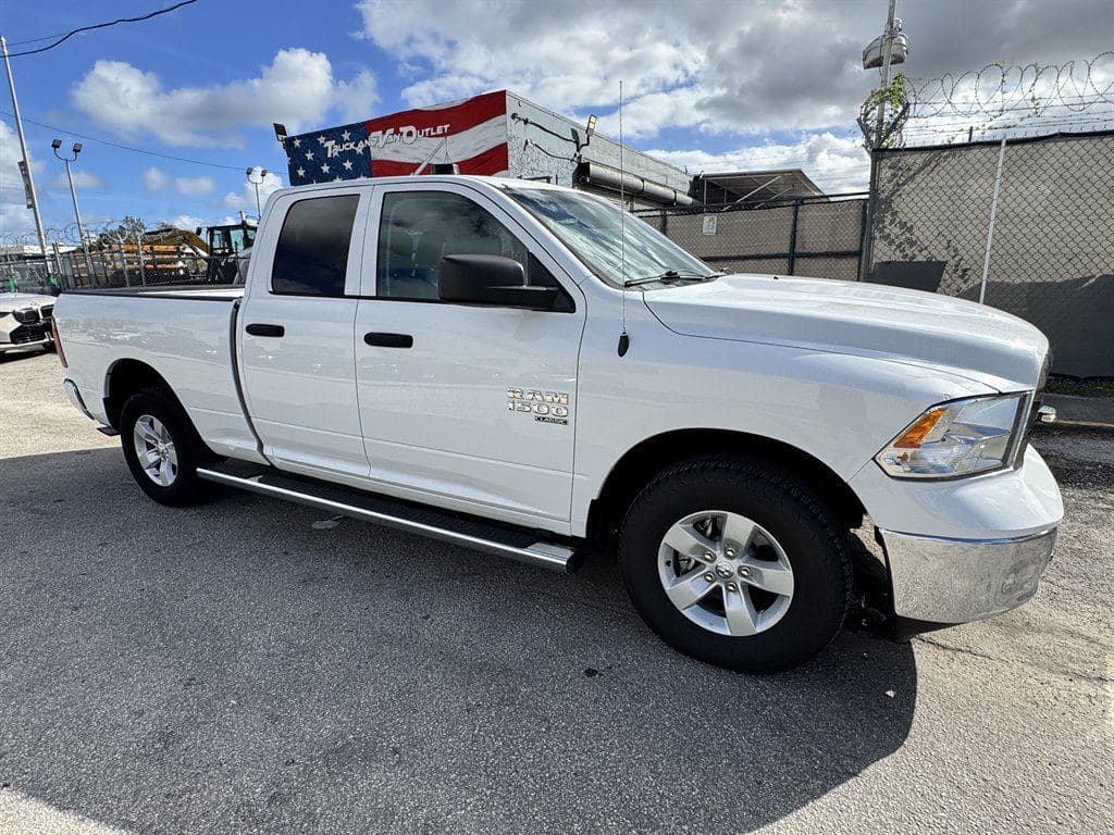 2020 Ram 1500 DS image 14