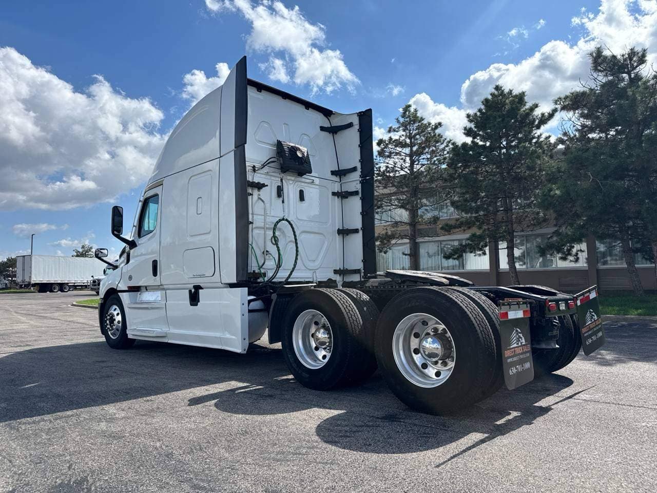 2022 Freightliner Cascadia 126 image 6
