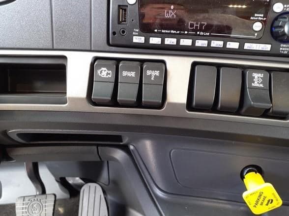 2026 Kenworth T880 image 18