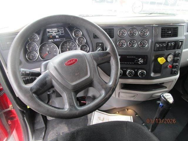 2018 Peterbilt 567 image 6