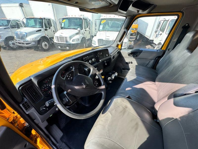 2020 International MV607 image 26