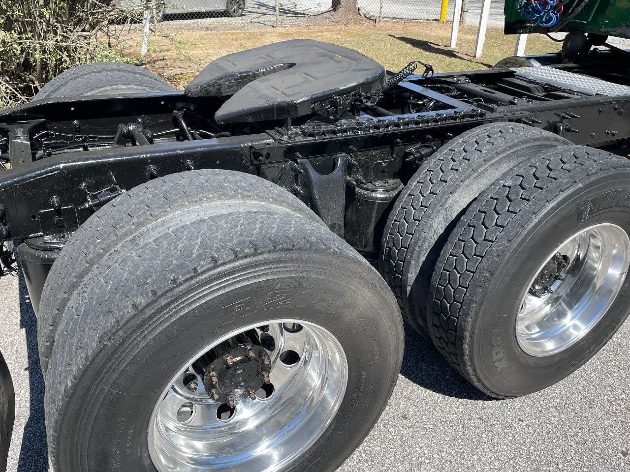 2018 International LT image 13