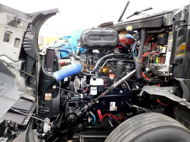 2023 Kenworth T600 image 15