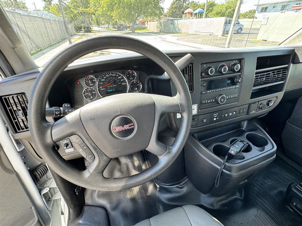 2021 GMC Commercial Vans image 60