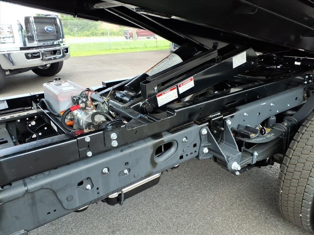 2026 Ford F550 SD XL image 10