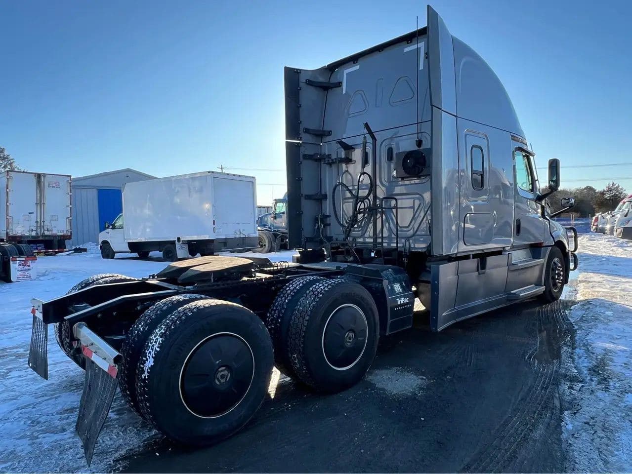 2023 Freightliner Cascadia 126 image 19