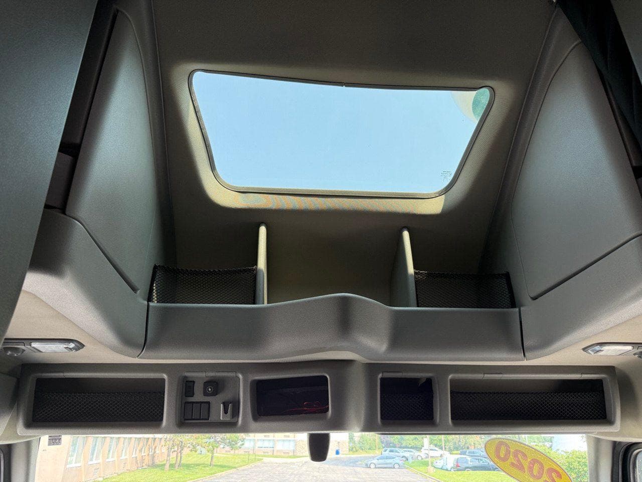 2020 Volvo VNL860 #1172 image 14