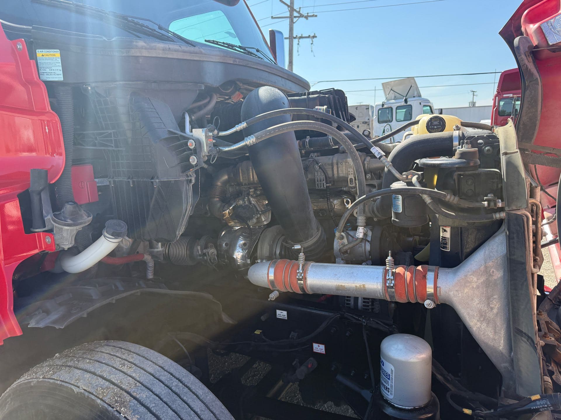 2025 Freightliner - 250k - 475HP - 2.85 axel image 11