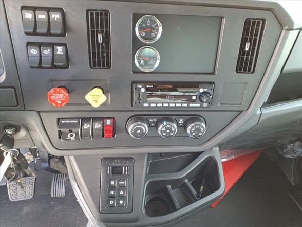 2026 Kenworth D5 image 13